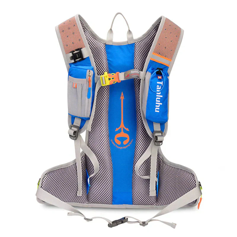 Bochum | Leichter Outdoor Rucksack mit Trinksystem