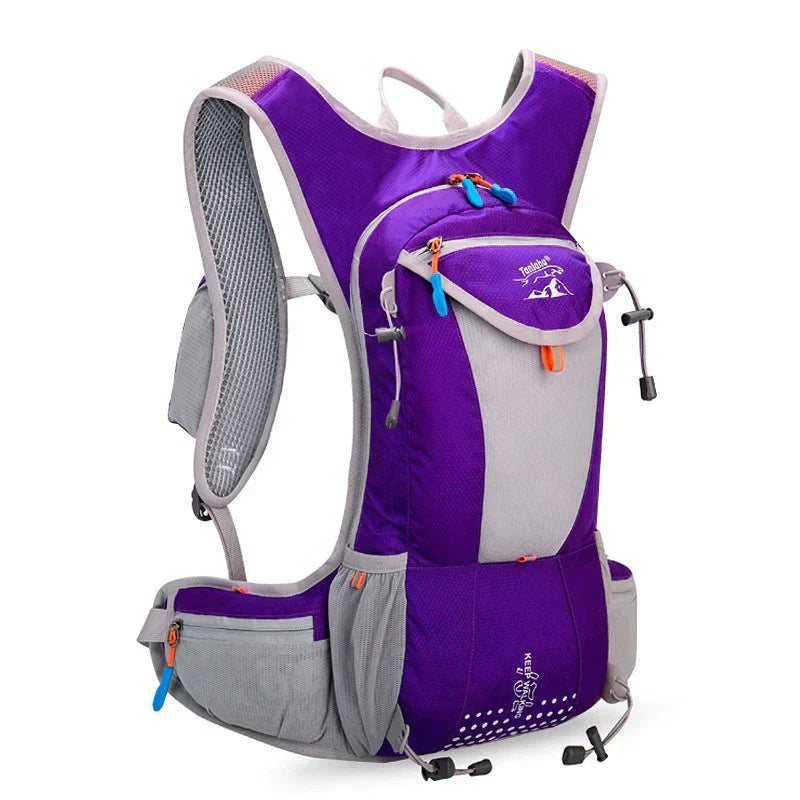 Bochum | Leichter Outdoor Rucksack mit Trinksystem