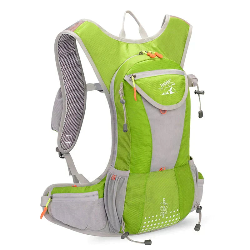 Bochum | Leichter Outdoor Rucksack mit Trinksystem