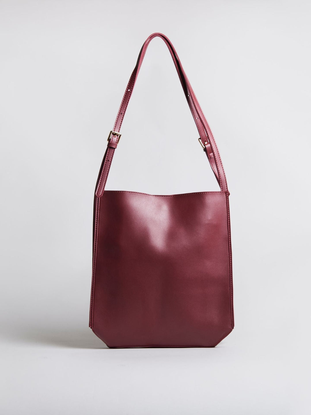 Goma | Halbmond-Schultertasche aus veganem Leder