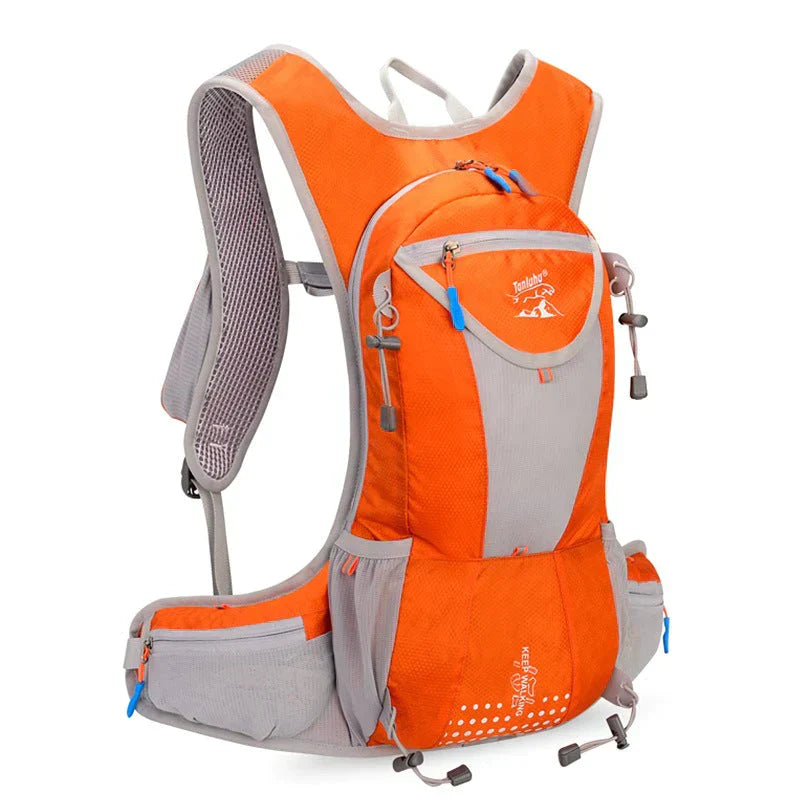 Bochum | Leichter Outdoor Rucksack mit Trinksystem