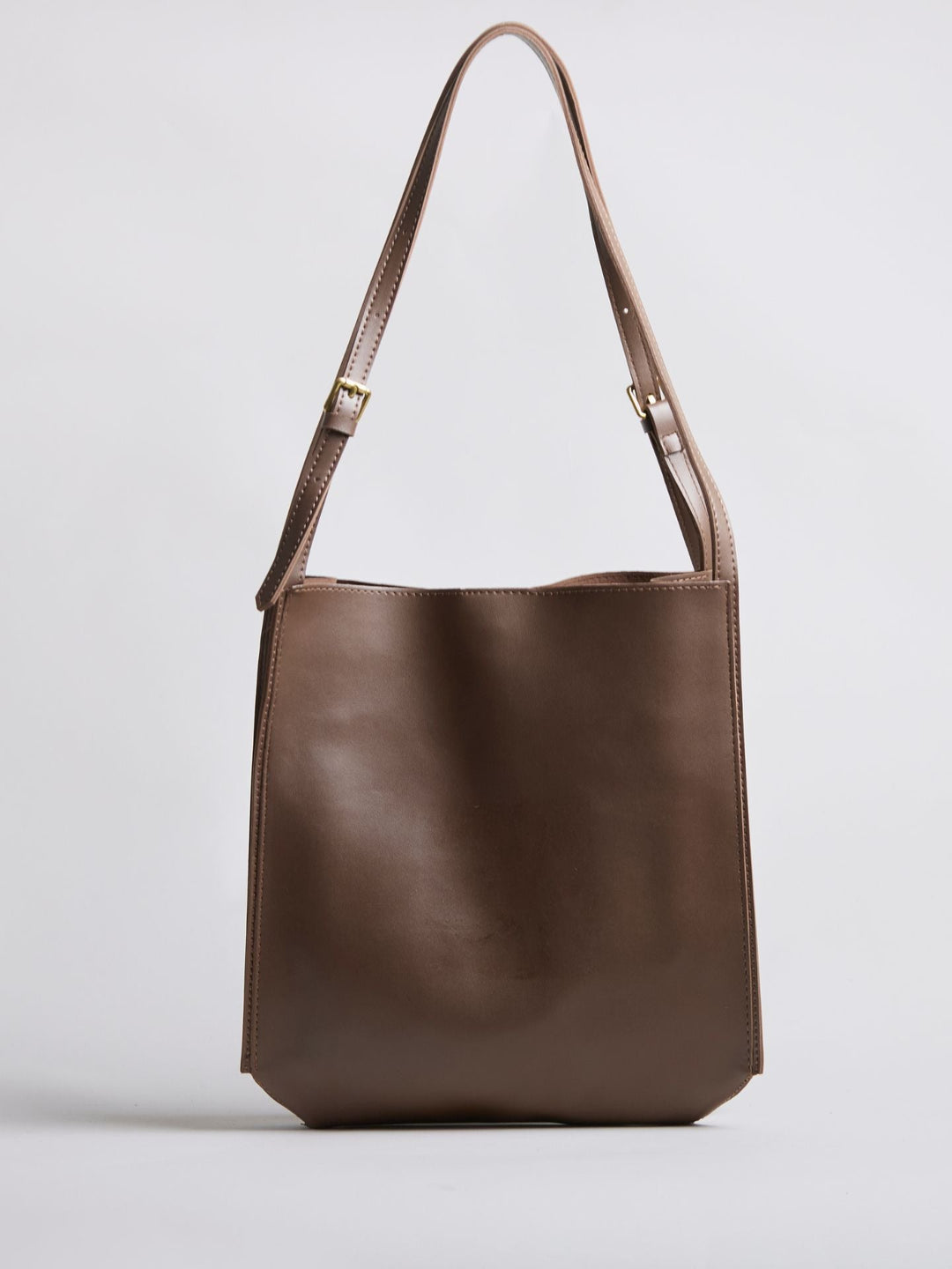 Goma | Halbmond-Schultertasche aus veganem Leder