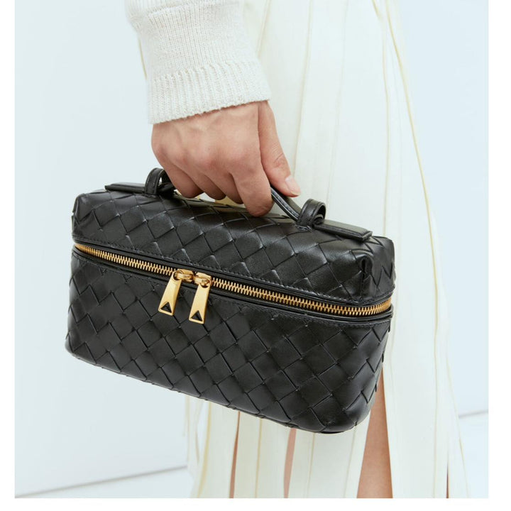 Aksu | Geflochtene Handtasche aus Veganleder