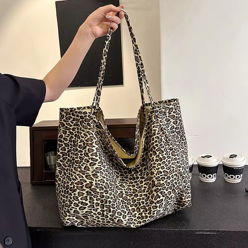 Sydney | Bunte Tote Tasche mit Blumenprint