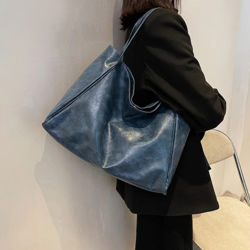 Surabaya | Rote Laptoptasche aus Kunstleder