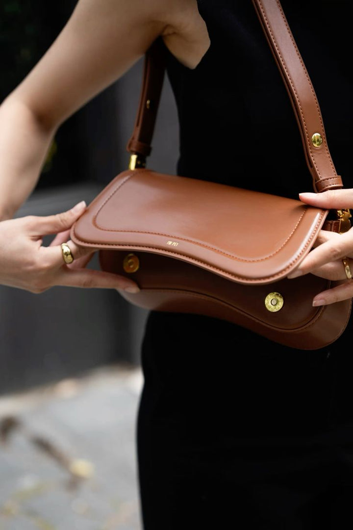 Baqubah | Minimalistische vegane Schultertasche