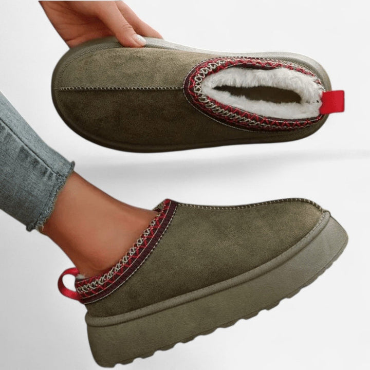 Aeloria | Bequeme Wildleder-Hausschuhe mit Wollfutter