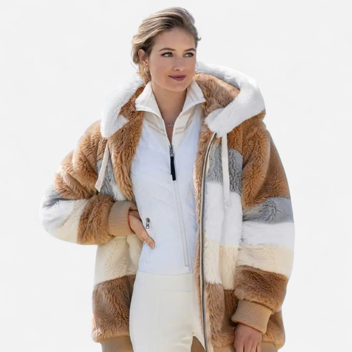 Tyrella | Elegante Fleece-Strickjacke für Damen