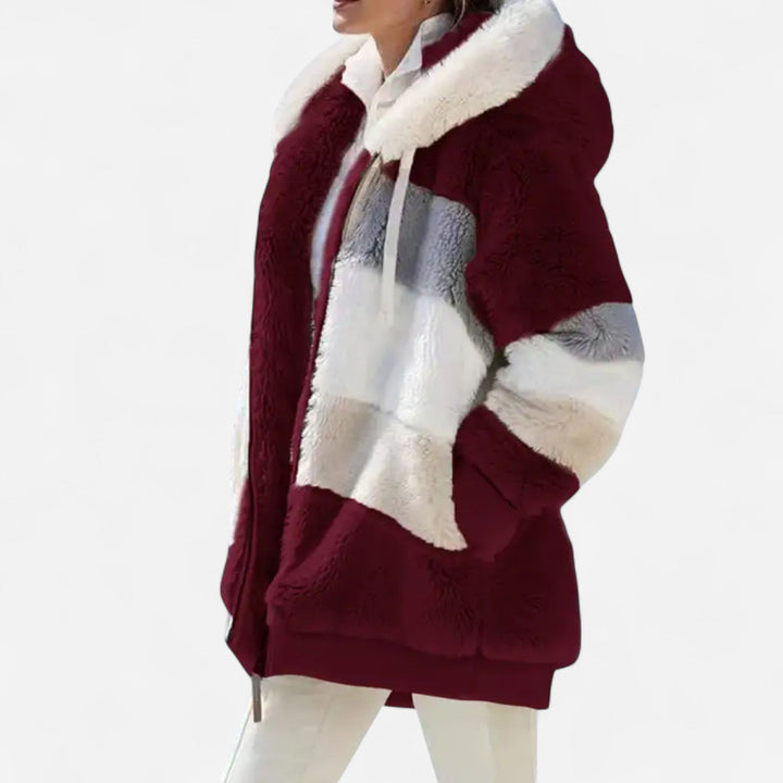 Tyrella | Elegante Fleece-Strickjacke für Damen