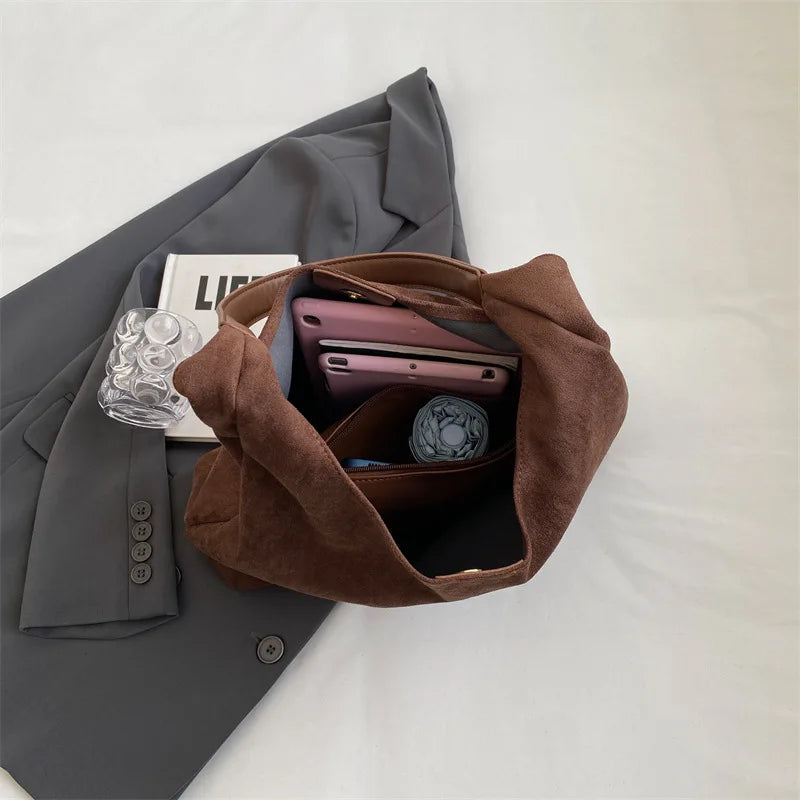 Rome | Elegante Wildleder-Umhängetasche