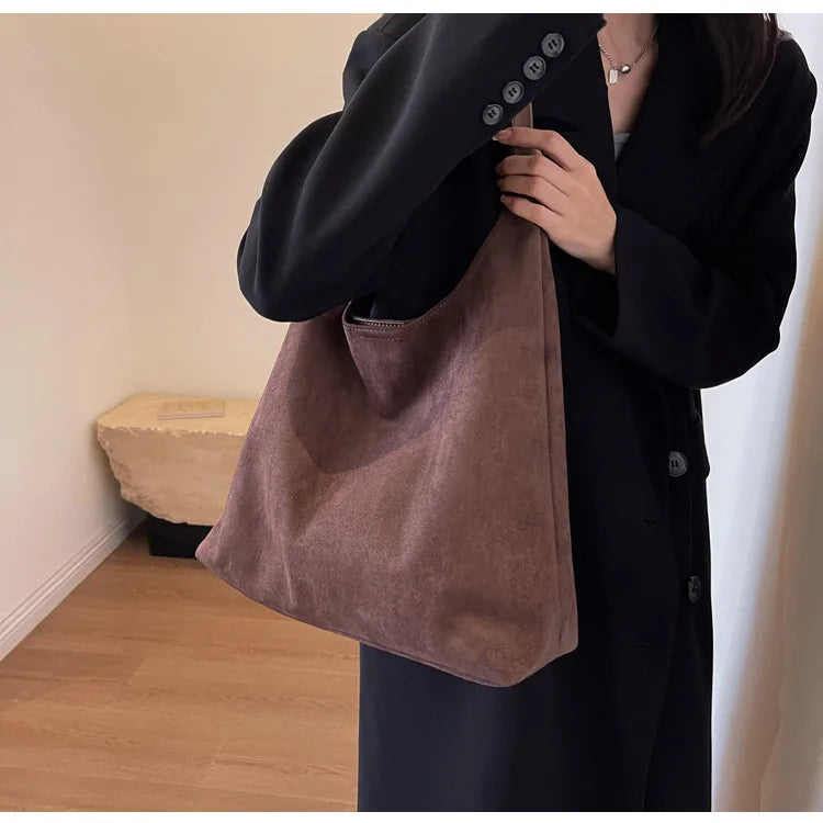 Rome | Elegante Wildleder-Umhängetasche