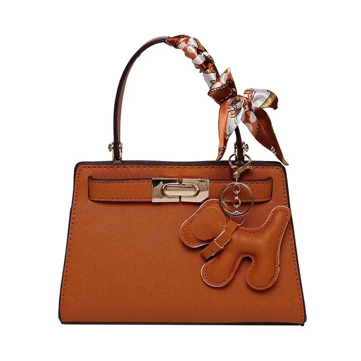 Kisangan | Strukturiertes Mini-Handbag mit Charme