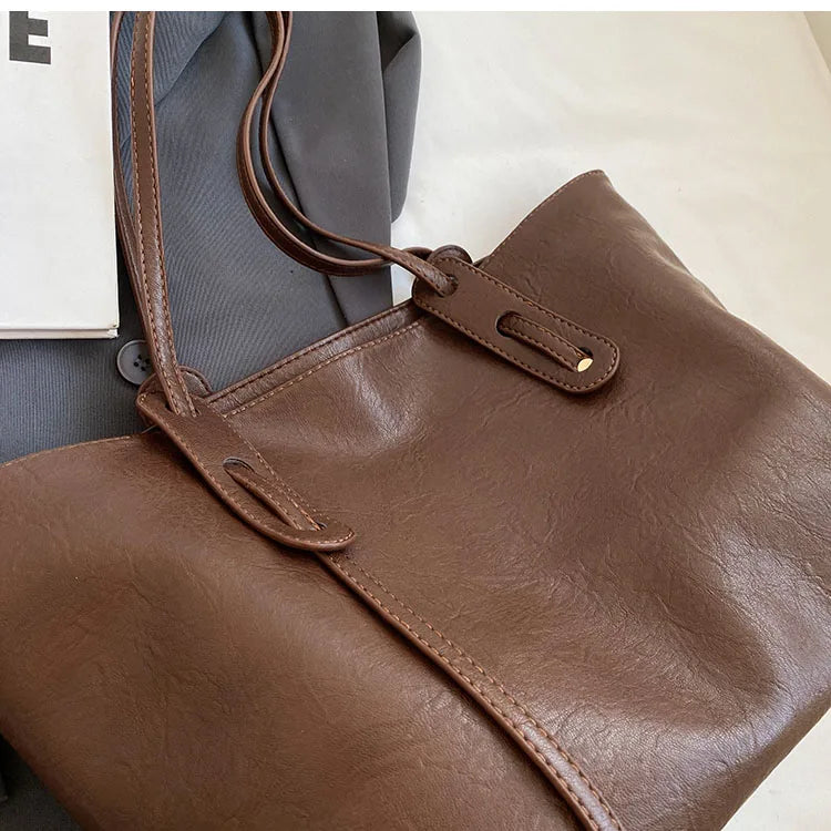 Karachi | Vegane Leder‑Handtasche kompakt