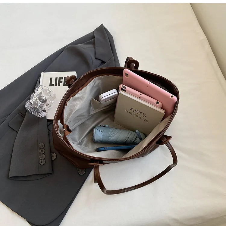 Karachi | Vegane Leder‑Handtasche kompakt