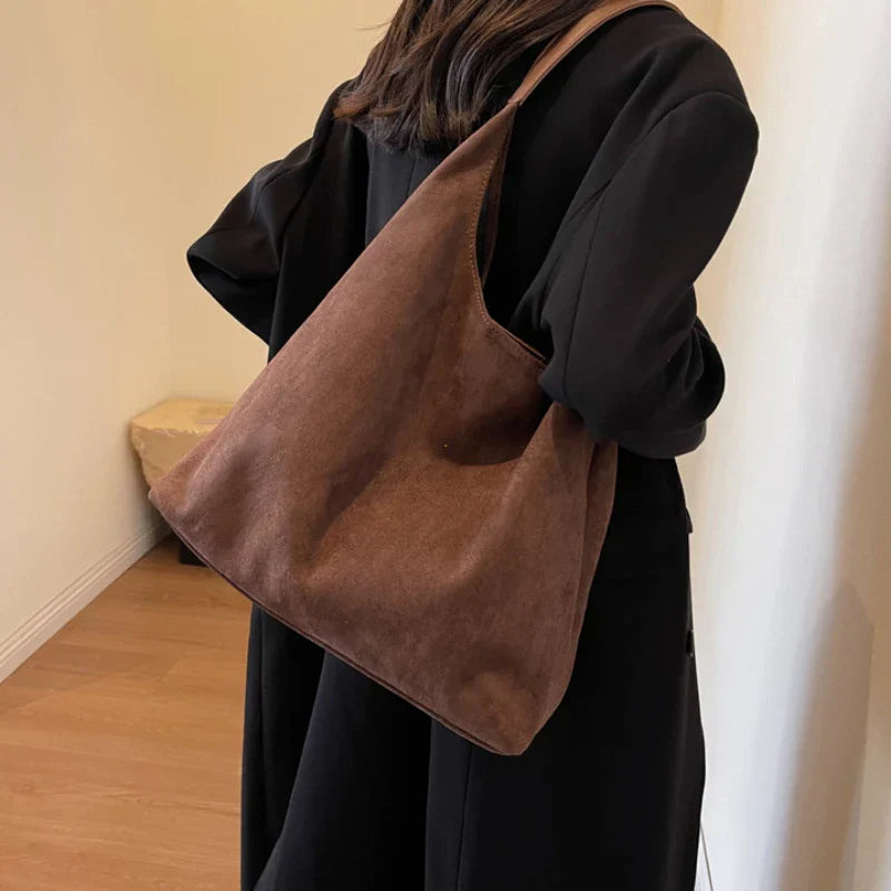 Rome | Elegante Wildleder-Umhängetasche