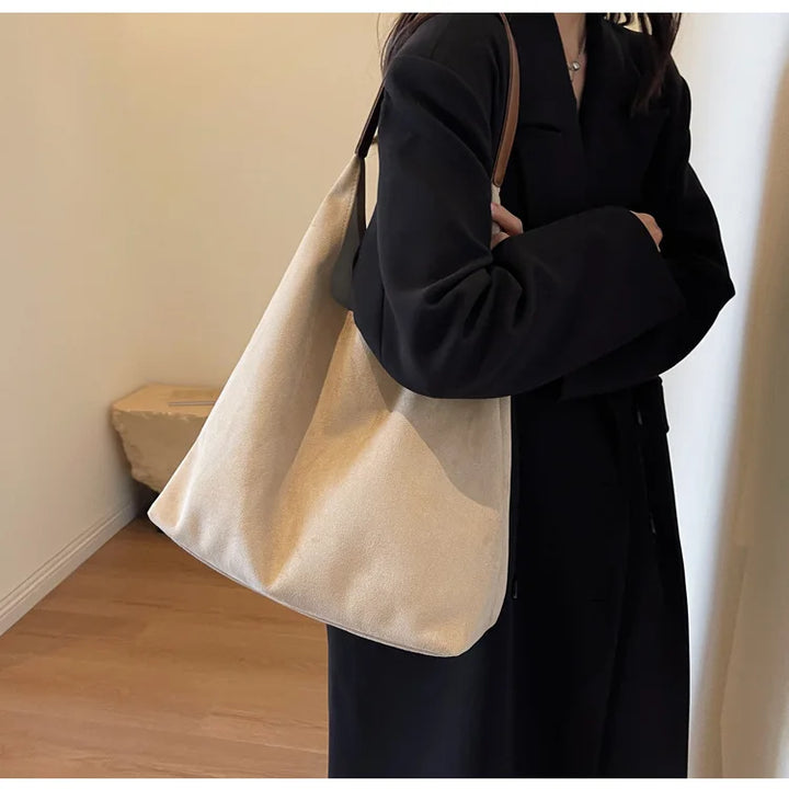 Rome | Elegante Wildleder-Umhängetasche