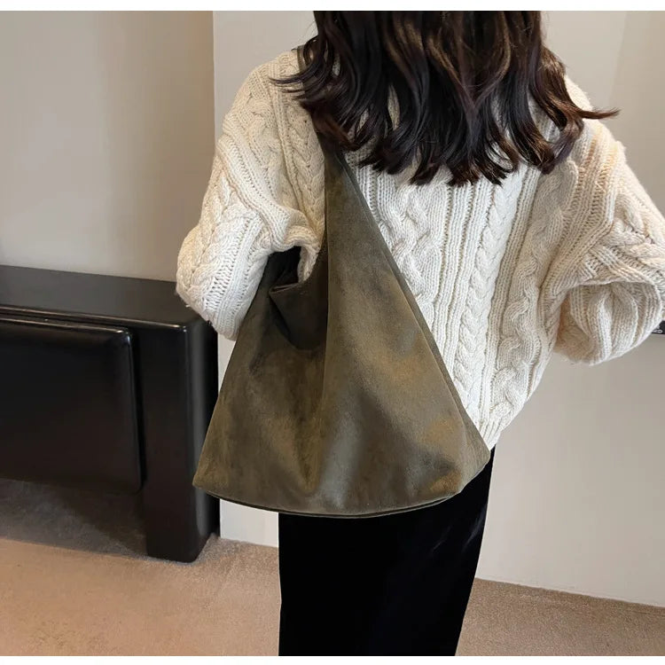 Rome | Elegante Wildleder-Umhängetasche