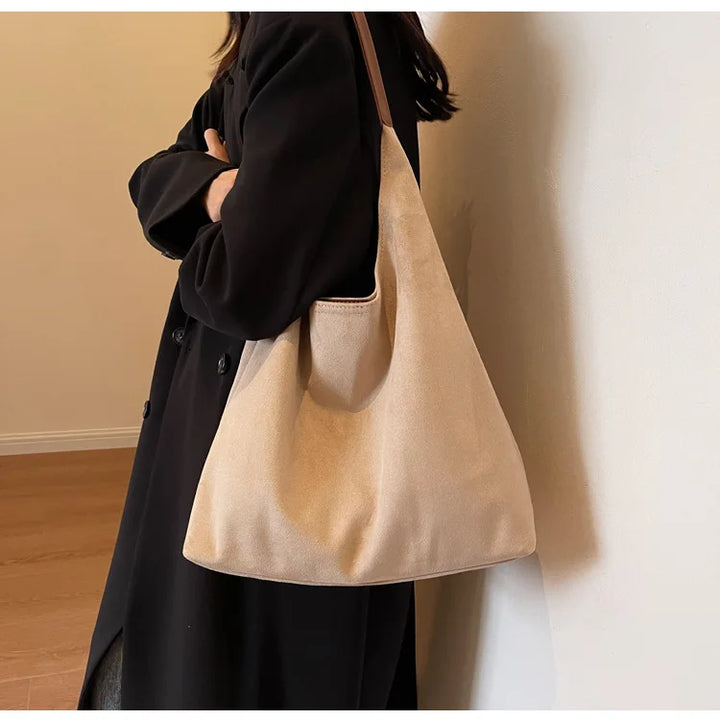 Rome | Elegante Wildleder-Umhängetasche