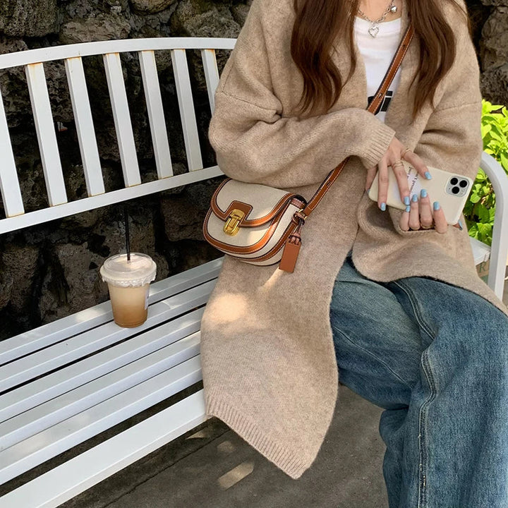 Georgetown | Kompakte Umhängetasche mit Magnetverschluss