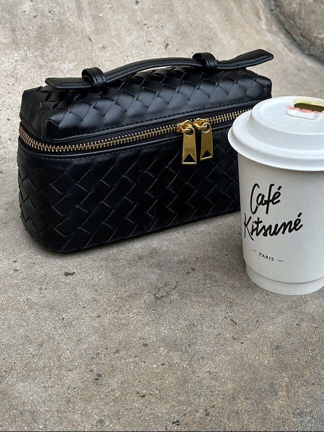 Aksu | Geflochtene Handtasche aus Veganleder