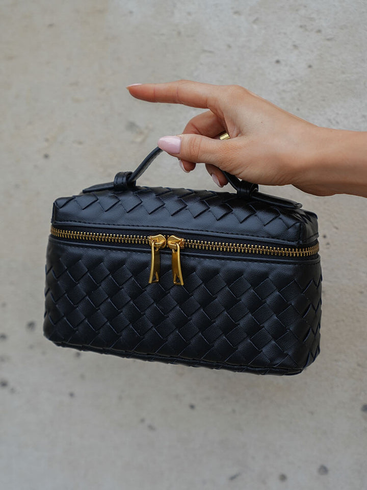 Aksu | Geflochtene Handtasche aus Veganleder