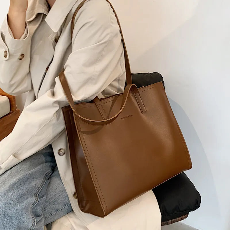 Nara | Strukturierte Ledertasche mit Fächern