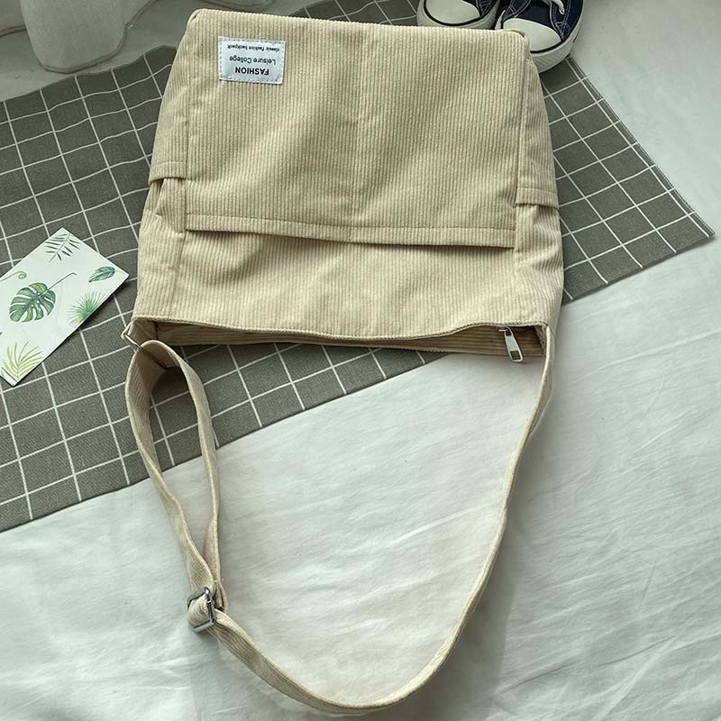 Wiesbaden | Klassische Canvas Cord Schultertasche