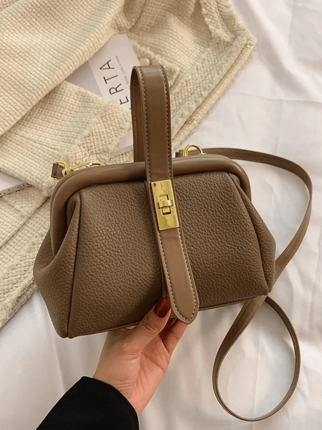 Taichung | Strukturierte Lederhandtasche