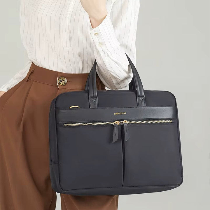 Bogota | Leichte Laptoptasche mit Fächern