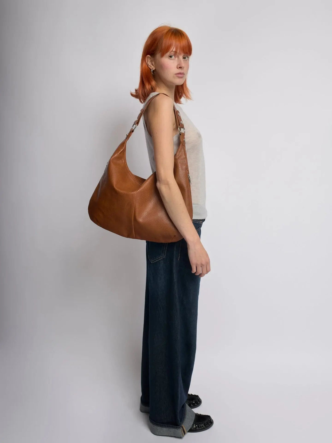 Teresina | Schlichte schwarze Leder‑Hobo‑Bag