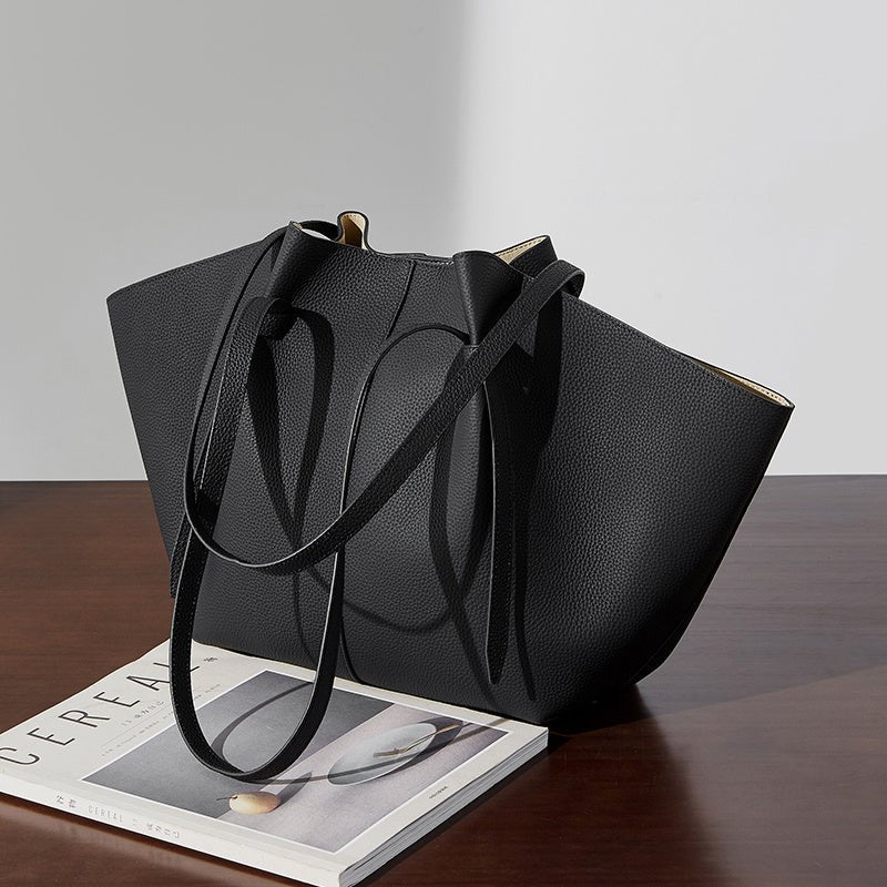 Sohar | Schwarze Leder-Tote mit Beutel