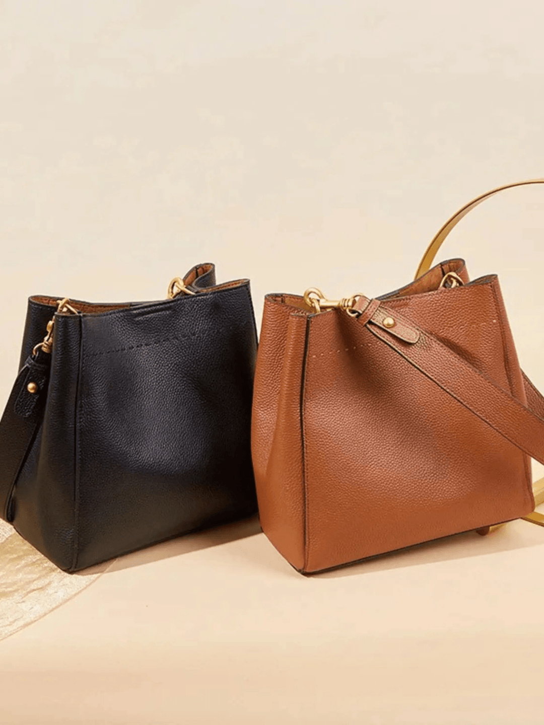 Vadodara | Braune Leder Bucket‑Bag