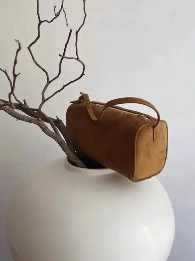 Mzuzu  | Kompakte Wildleder‑Shoulder‑Bag