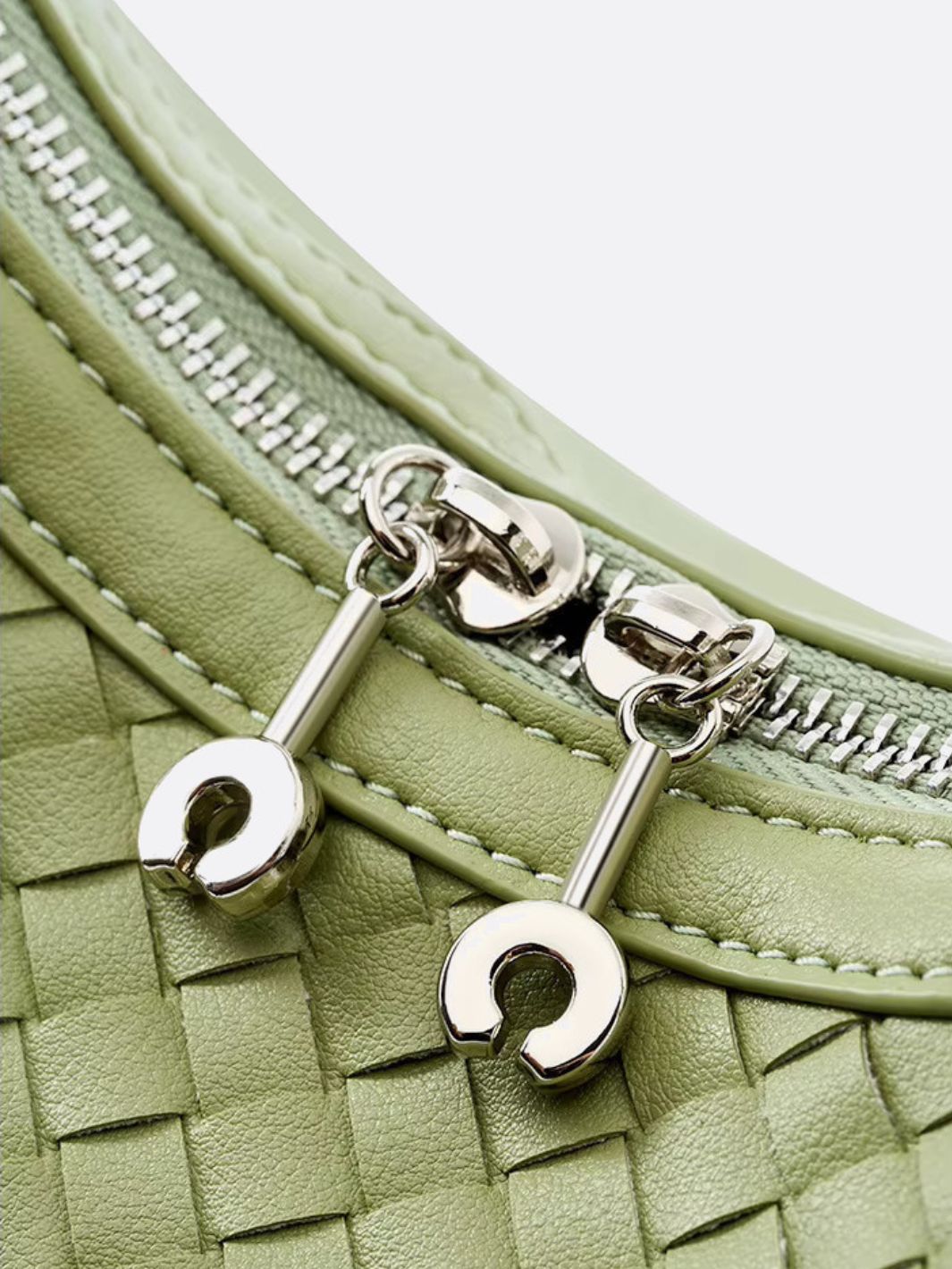 Ouidah | Gewebte Crescent Schultertasche