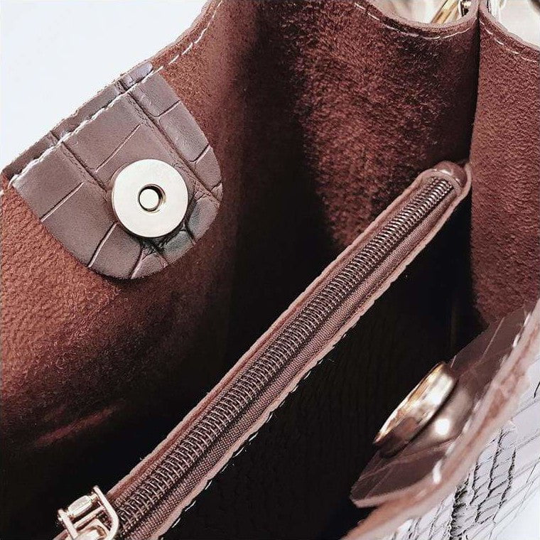 Amritsar | Croc‑Bucket Bag mit breitem Riemen