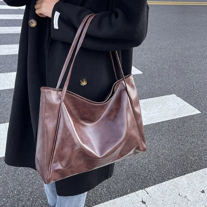 Surabaya | Rote Laptoptasche aus Kunstleder