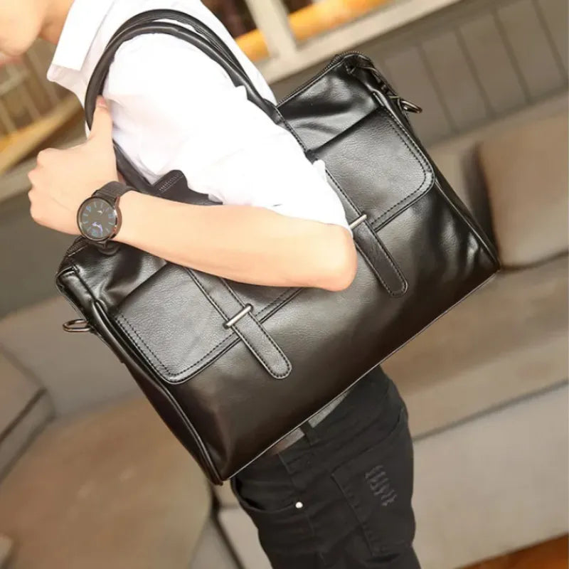 Kathmandu | Elegante Laptop‑Sacoche aus Kunstleder
