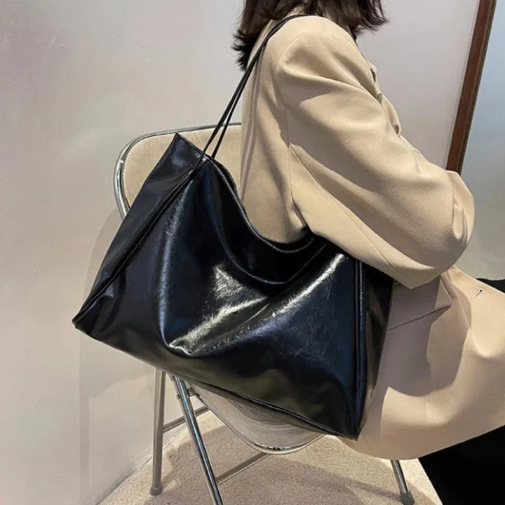 Surabaya | Rote Laptoptasche aus Kunstleder