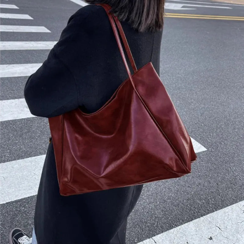 Surabaya | Rote Laptoptasche aus Kunstleder